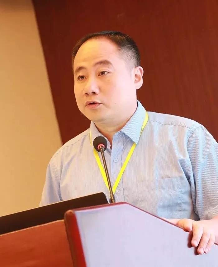 李铭典.jpg
